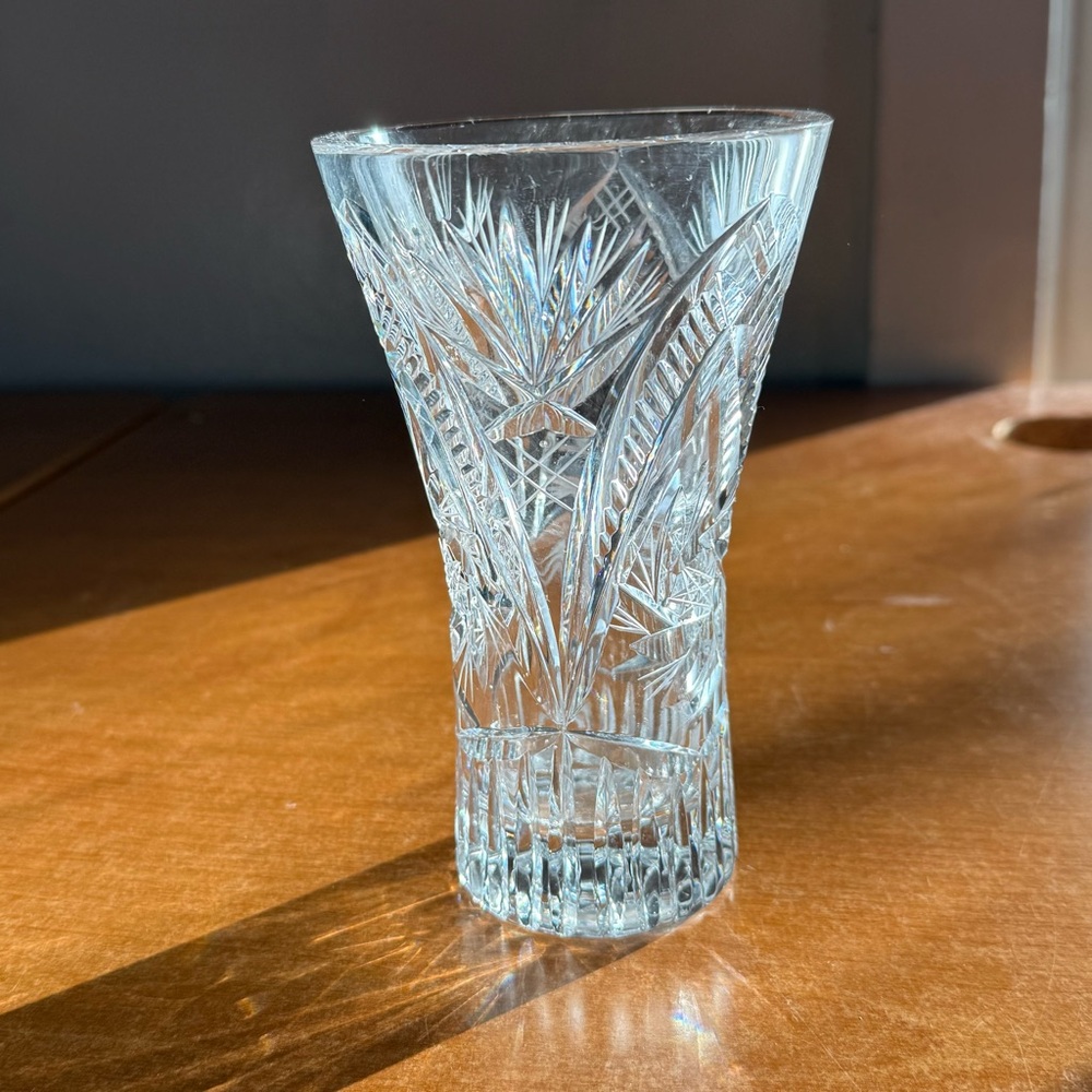 Elegant Crystal Cut Glass‎ Vase